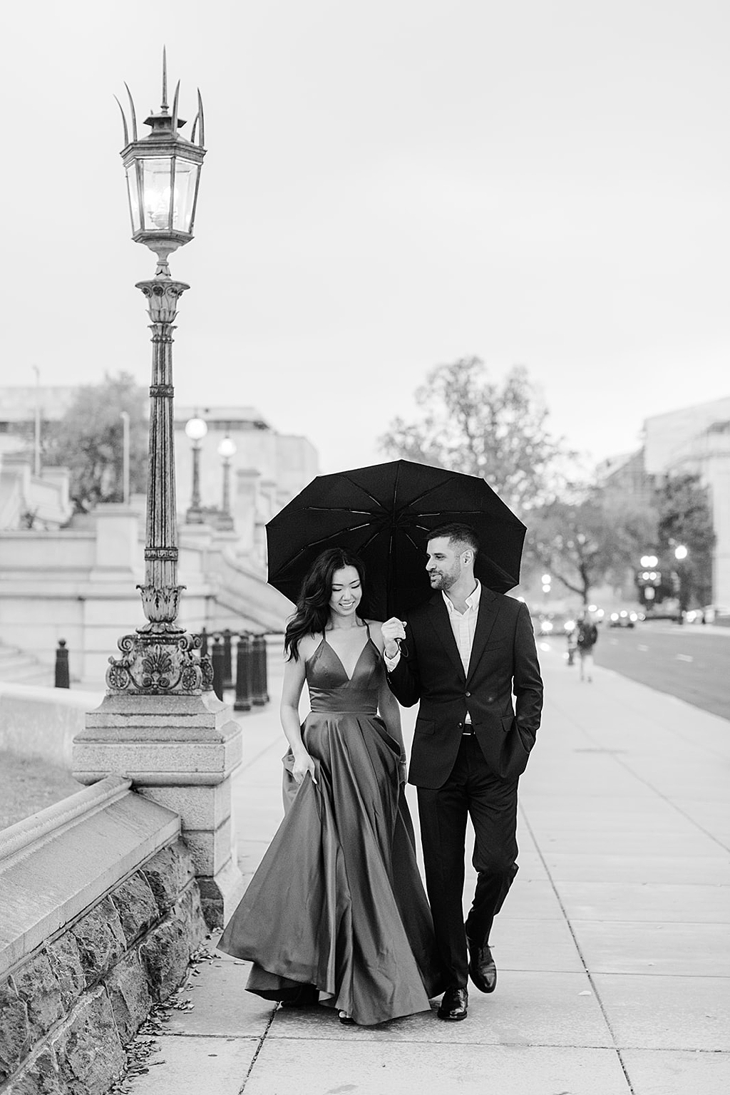Rainy D.C. Engagement Session | Library of Congress, U.S. Capitol ...